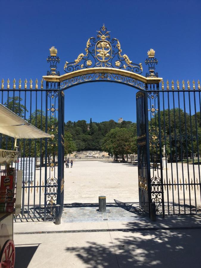 La Chambre Haute Et Son Spa 尼姆 外观 照片