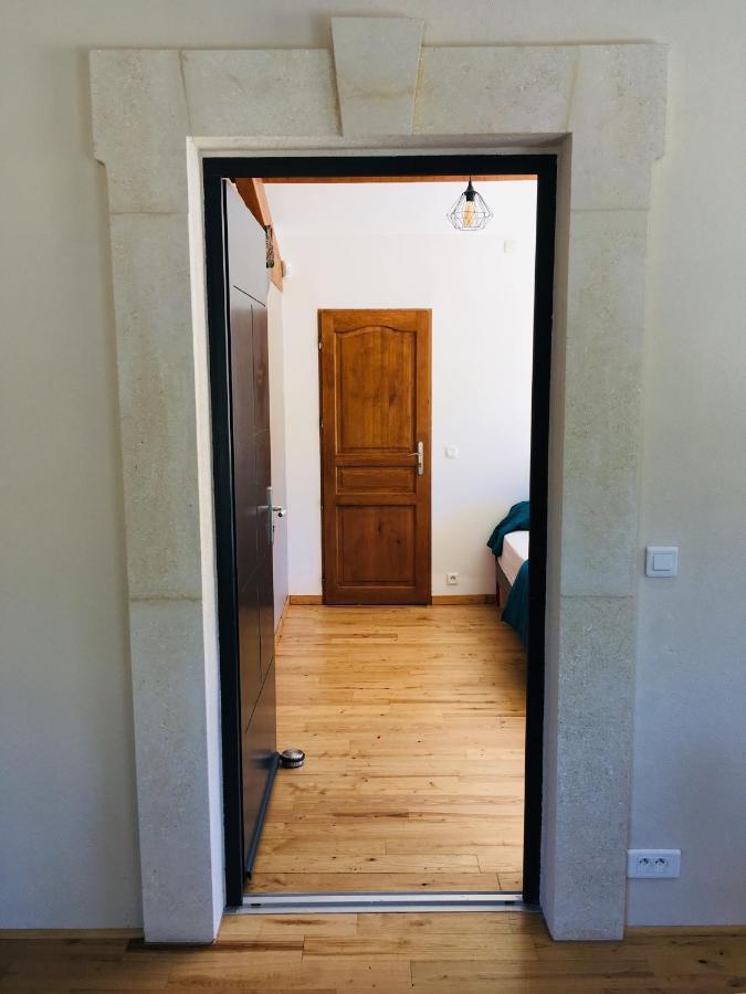 La Chambre Haute Et Son Spa 尼姆 外观 照片