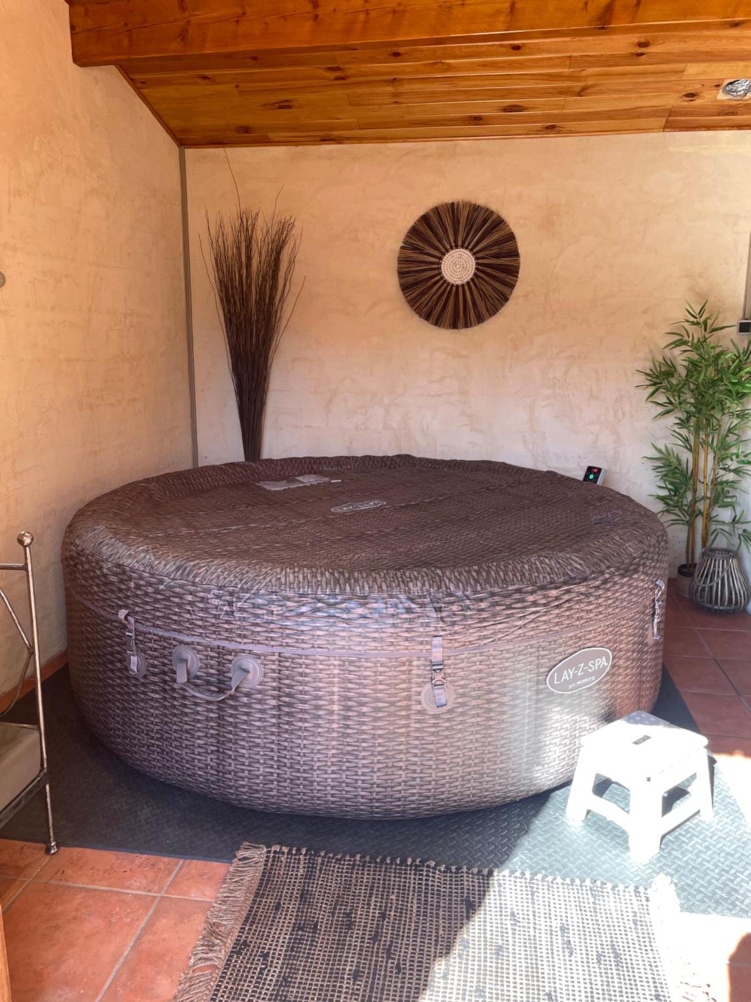 La Chambre Haute Et Son Spa 尼姆 外观 照片