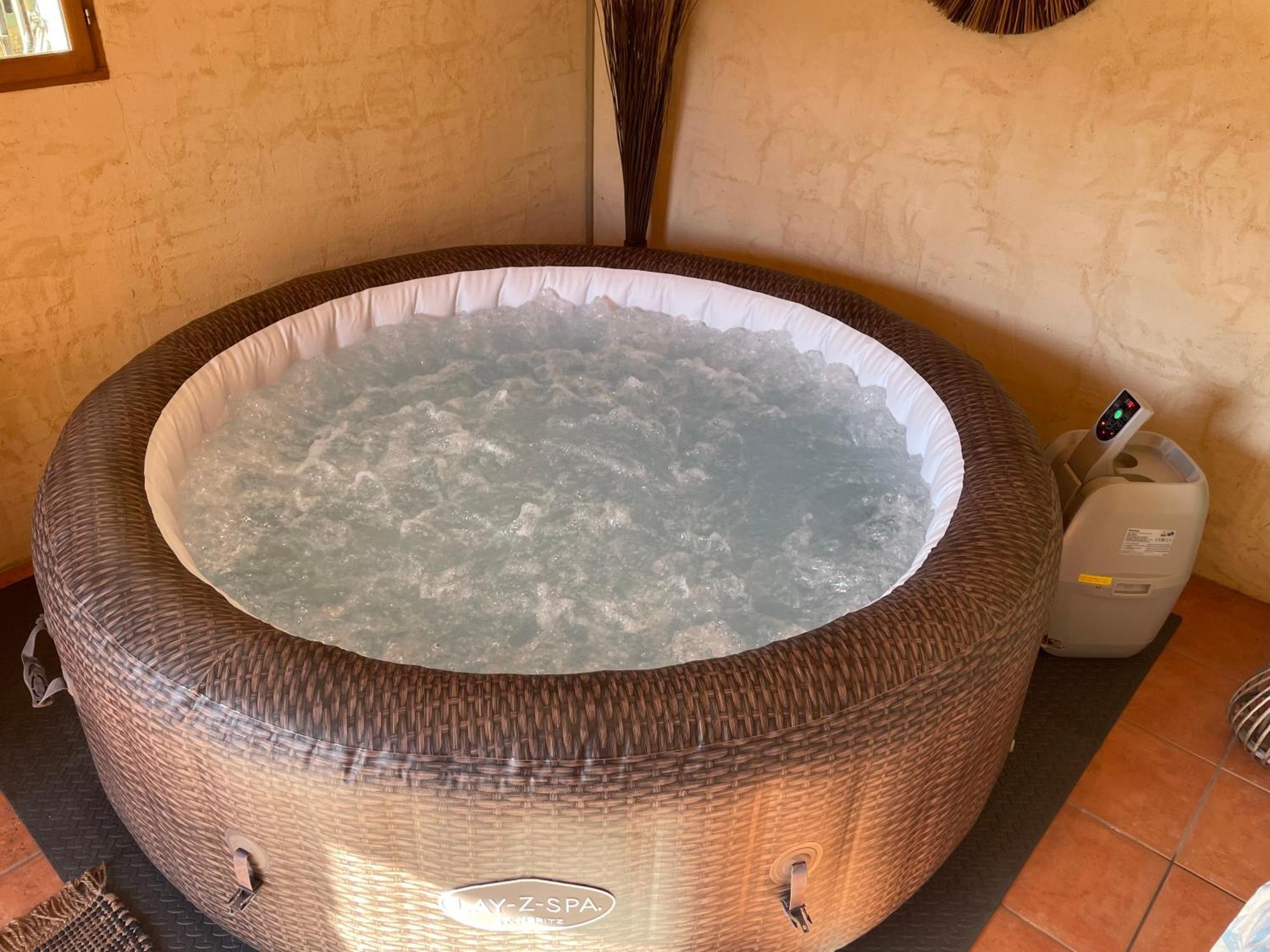La Chambre Haute Et Son Spa 尼姆 外观 照片