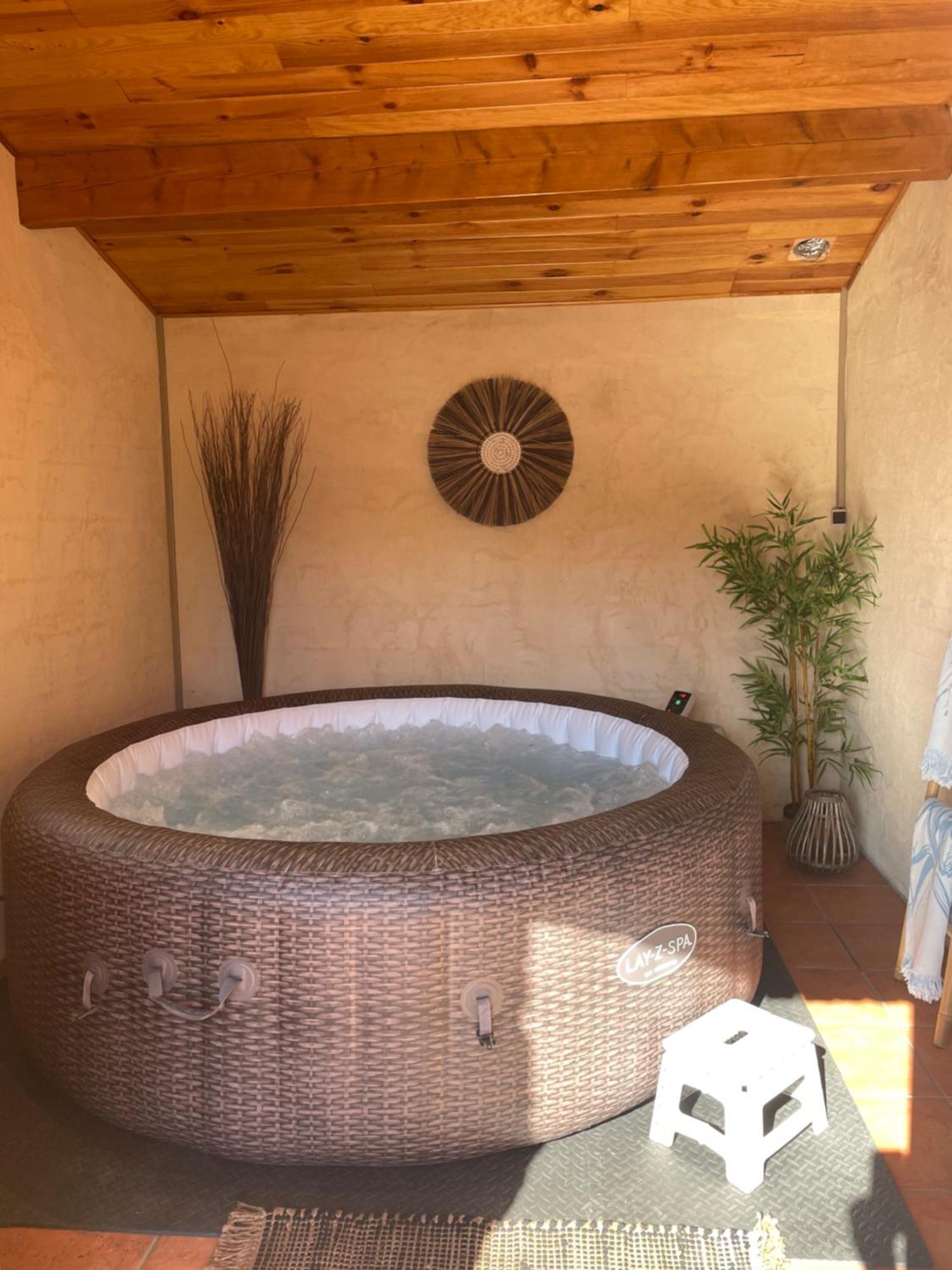 La Chambre Haute Et Son Spa 尼姆 外观 照片